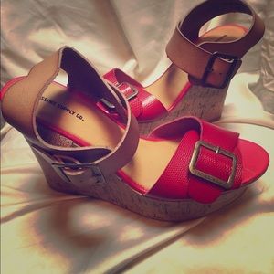 4 inch wedge platform high heel sandals.